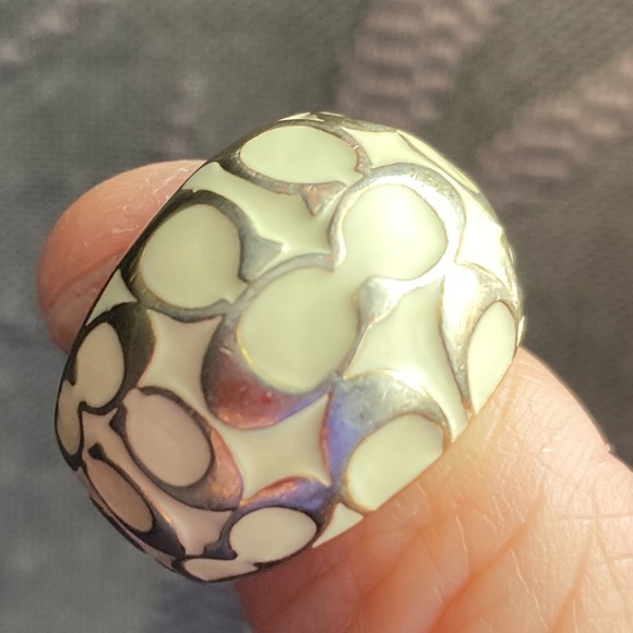 Coach ring - Picture 2 of 10